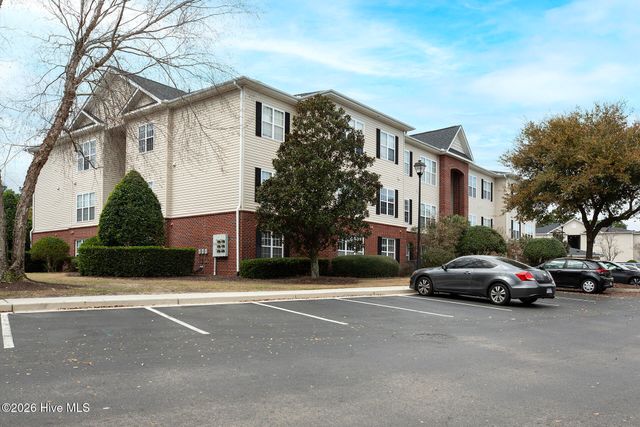 2808 Bloomfield Lane Unit 305, Wilmington, NC 28412