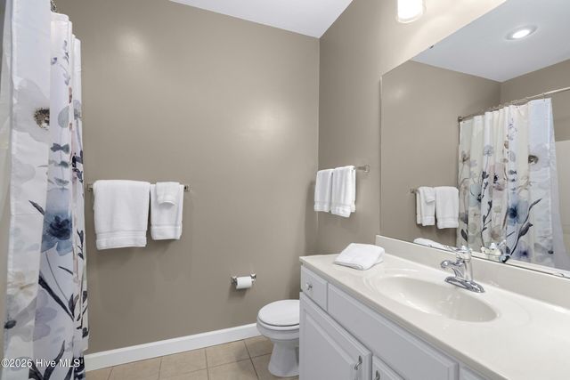 2808 Bloomfield Lane Unit 305, Wilmington, NC 28412