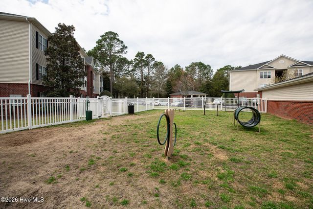 2808 Bloomfield Lane Unit 305, Wilmington, NC 28412