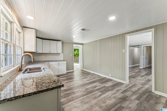 305 9TH STREET, Pleasant Grove, AL 35127