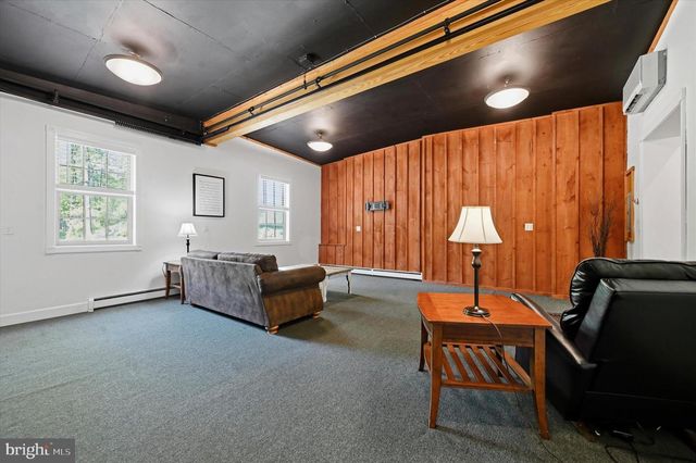 947 LIEDS RD, Romansville, PA 19320