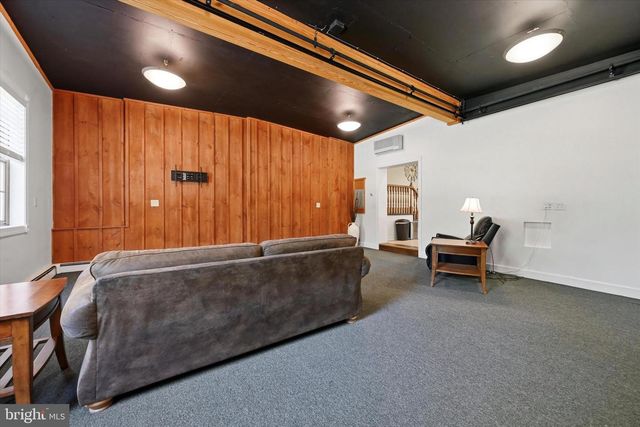 947 LIEDS RD, Romansville, PA 19320