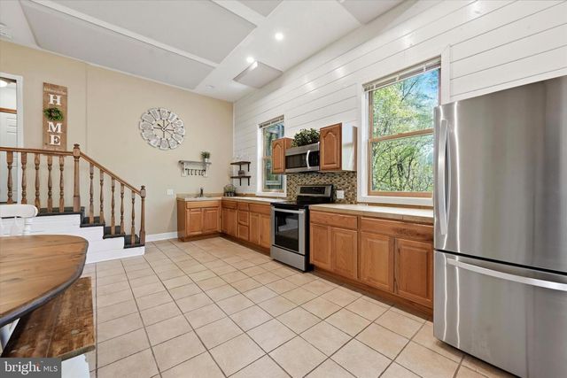 947 LIEDS RD, Romansville, PA 19320