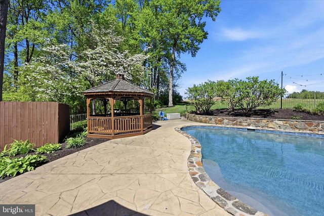 947 LIEDS RD, Romansville, PA 19320