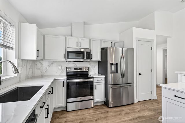 1712 Winterwood Drive, Centralia, WA 98531