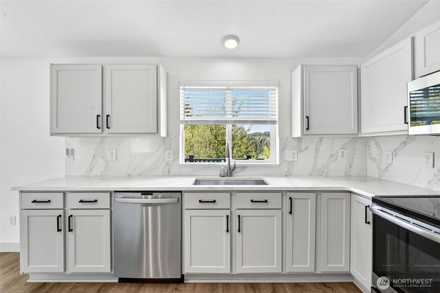 1712 Winterwood Drive, Centralia, WA 98531