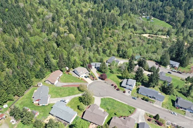 1712 Winterwood Drive, Centralia, WA 98531