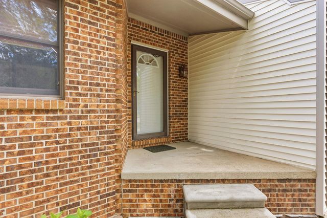 514 Rochelle Court, East China Twp, MI 48054