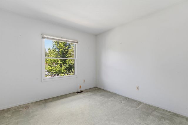 514 Rochelle Court, East China Twp, MI 48054