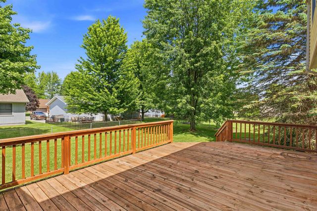 514 Rochelle Court, East China Twp, MI 48054