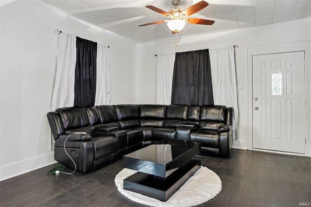 1638 S Scott Street, South Bend, IN 46613