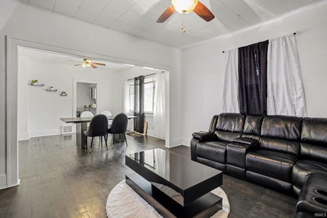 1638 S Scott Street, South Bend, IN 46613