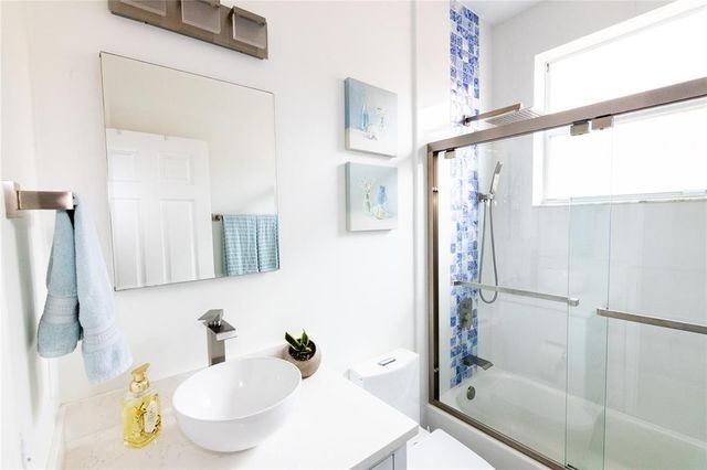 9469 Verona Lakes Boulevard, Boynton Beach, FL 33472