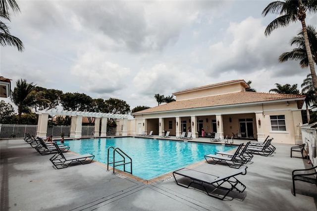 9469 Verona Lakes Boulevard, Boynton Beach, FL 33472