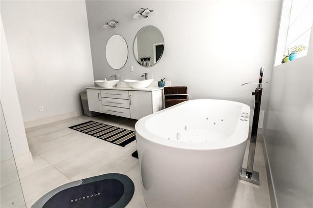 9469 Verona Lakes Boulevard, Boynton Beach, FL 33472