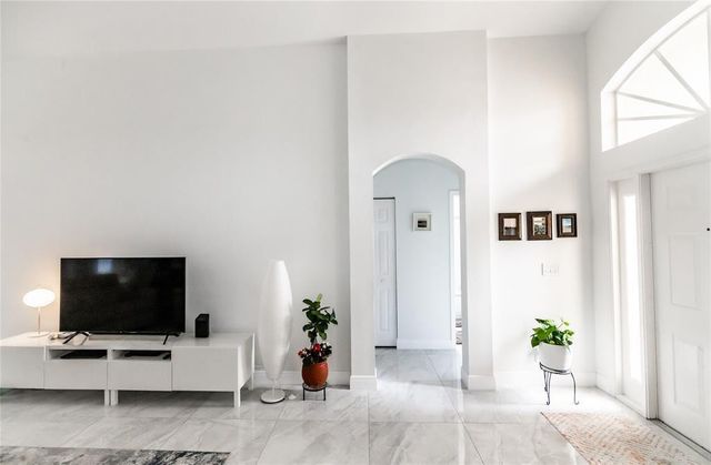 9469 Verona Lakes Boulevard, Boynton Beach, FL 33472