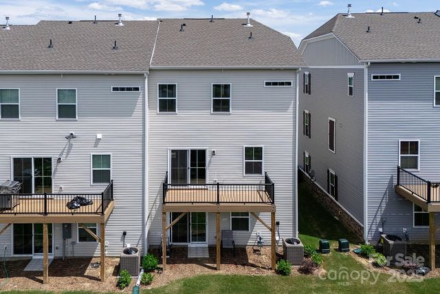 9910 Oaklawn Boulevard NW, Huntersville, NC 28078