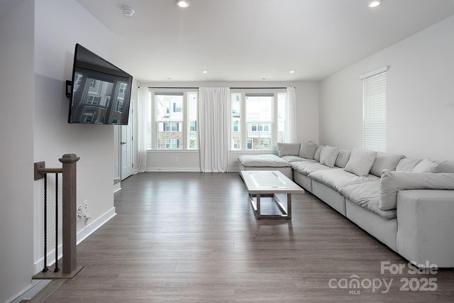 9910 Oaklawn Boulevard NW, Huntersville, NC 28078