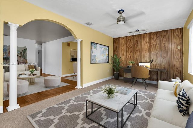 3694 NW 20th St, Miami, FL 33142