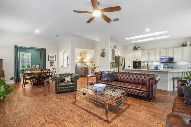104 Wild Rose DR, Georgetown, TX 78633