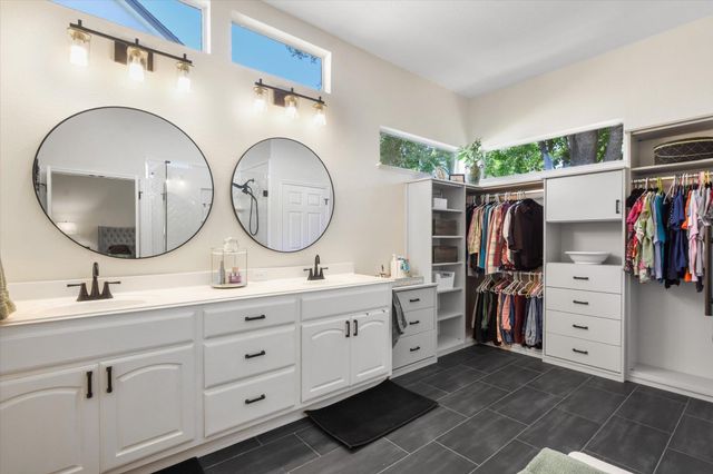 104 Wild Rose DR, Georgetown, TX 78633