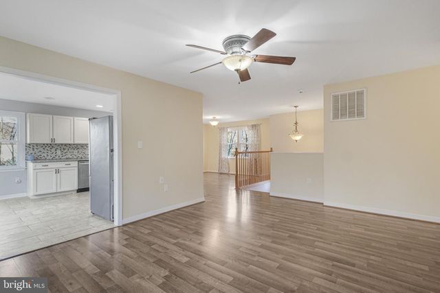 22 BROWN CIRCLE, Fredericksburg, VA 22405