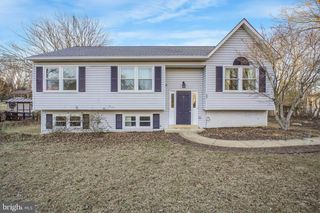 22 BROWN CIRCLE, Fredericksburg, VA 22405