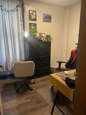 112 Washington Pl, Passaic City, NJ 07055