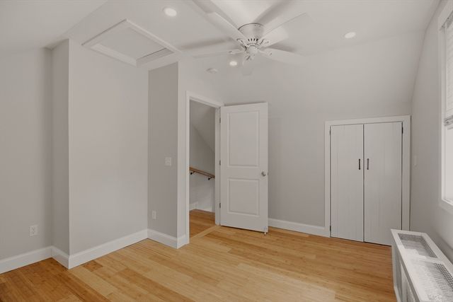 225 Mount Pleasant St, Fall River, MA 02720