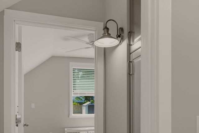 225 Mount Pleasant St, Fall River, MA 02720