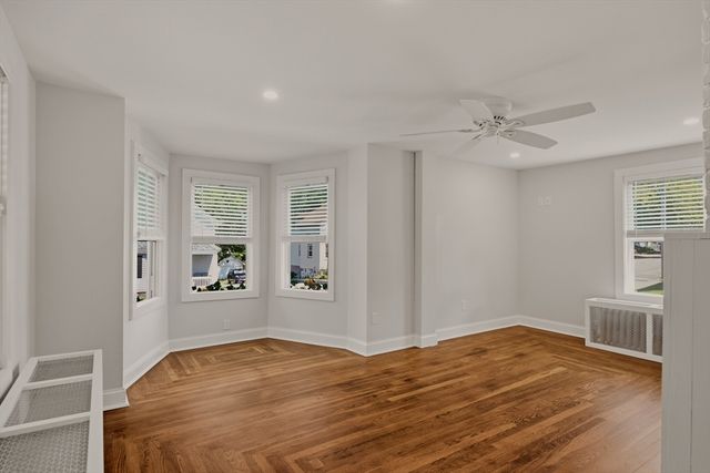 225 Mount Pleasant St, Fall River, MA 02720