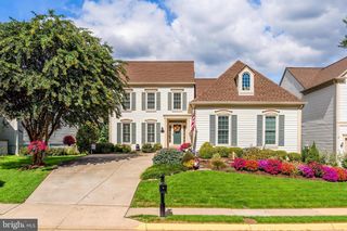 11916 PARKSIDE DR, Fairfax, VA 22033