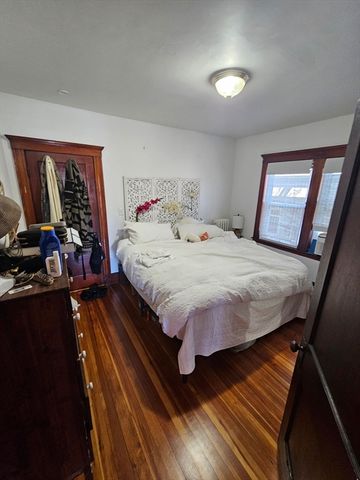 13 Roberts Rd, Cambridge, MA 02138