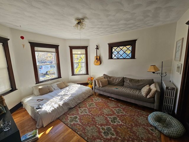 13 Roberts Rd, Cambridge, MA 02138