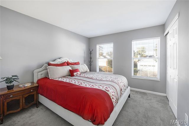 2147 Riding Spur Drive, Maryland Heights, MO 63146