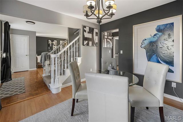 2147 Riding Spur Drive, Maryland Heights, MO 63146