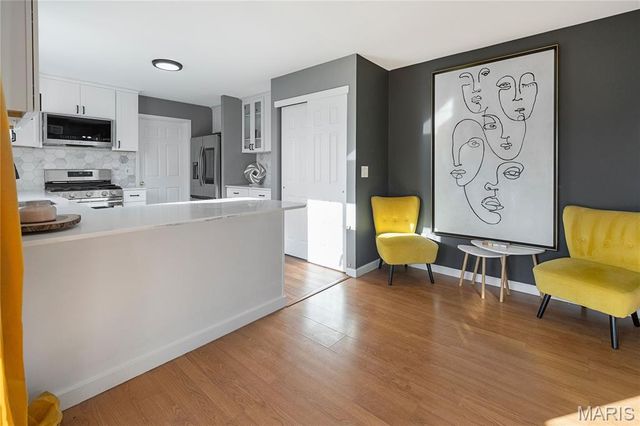 2147 Riding Spur Drive, Maryland Heights, MO 63146