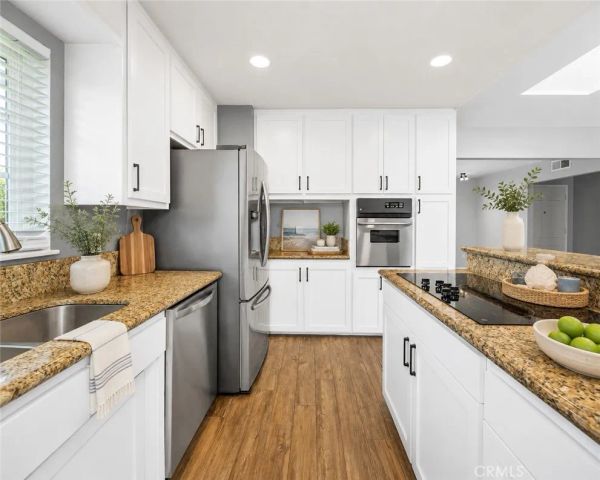 1566 Corsica Place, Costa Mesa, CA 92626