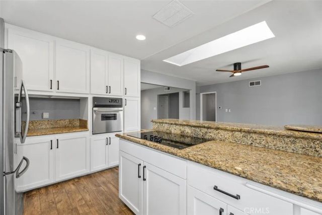 1566 Corsica Place, Costa Mesa, CA 92626