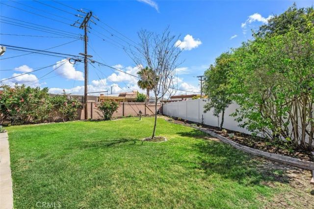 1566 Corsica Place, Costa Mesa, CA 92626