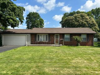 416 Meadowbrook Drive, Newark, OH 43055