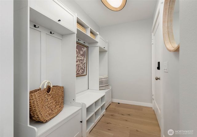 1312 NE 70th Street, Seattle, WA 98115