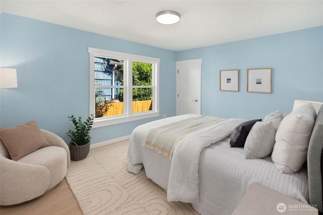 1312 NE 70th Street, Seattle, WA 98115