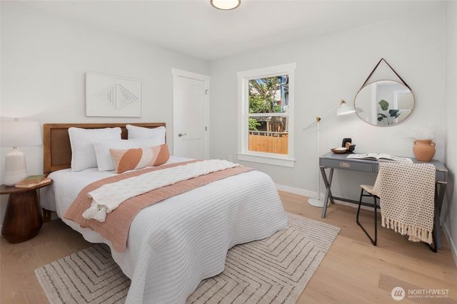 1312 NE 70th Street, Seattle, WA 98115