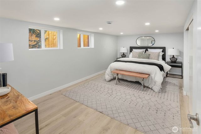 1312 NE 70th Street, Seattle, WA 98115