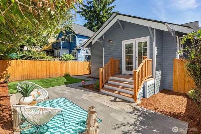 1312 NE 70th Street, Seattle, WA 98115