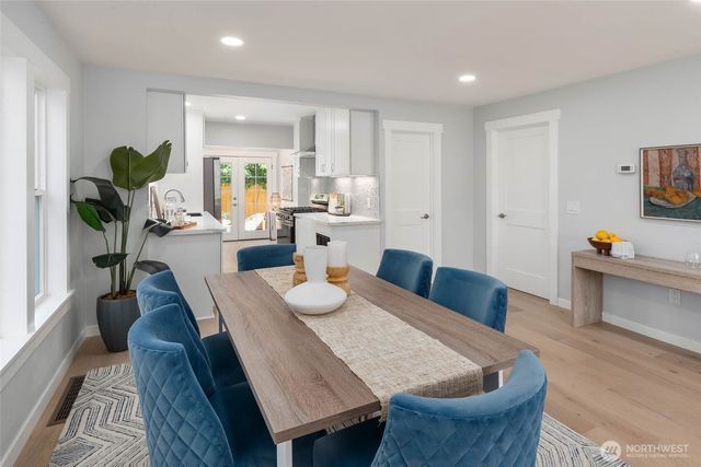 1312 NE 70th Street, Seattle, WA 98115