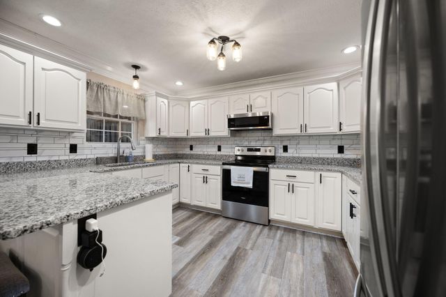 9983 N KY-1247 Highway, Eubank, KY 42567