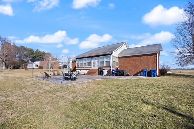 9983 N KY-1247 Highway, Eubank, KY 42567