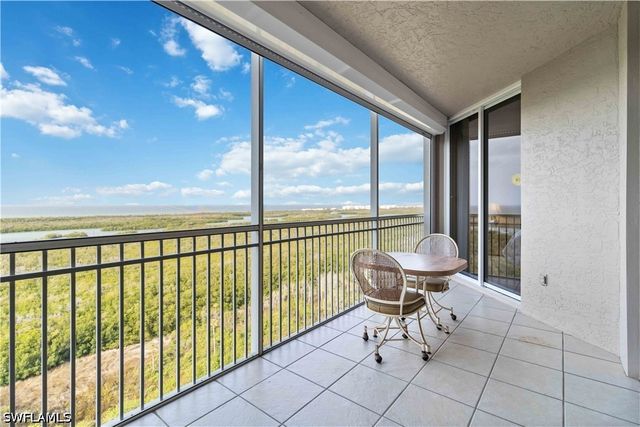 1001 Arbor Lake DR 1406, Naples, FL 34110